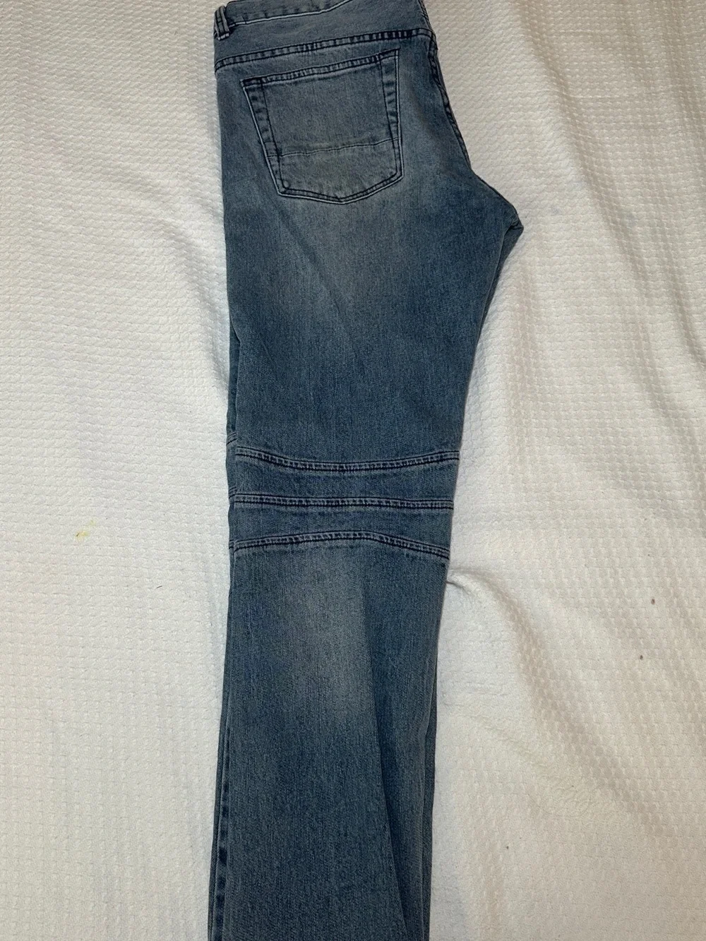 Bullhead Men's Skinny Jeans in Medium Blue Denim